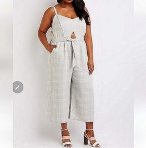 CHARLOTTE RUSSE JUMPSUIT 3X